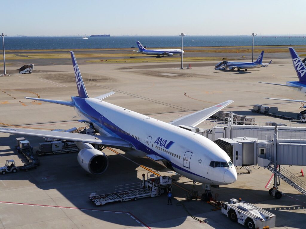 ¿Qué hace un controlador aéreo? Funciones y trabajo diario en España
