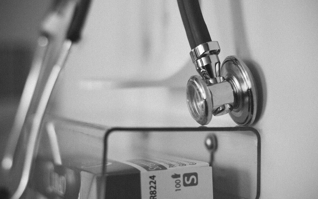 ¿Qué requisitos médicos debe cumplir un controlados aéreo en España?
